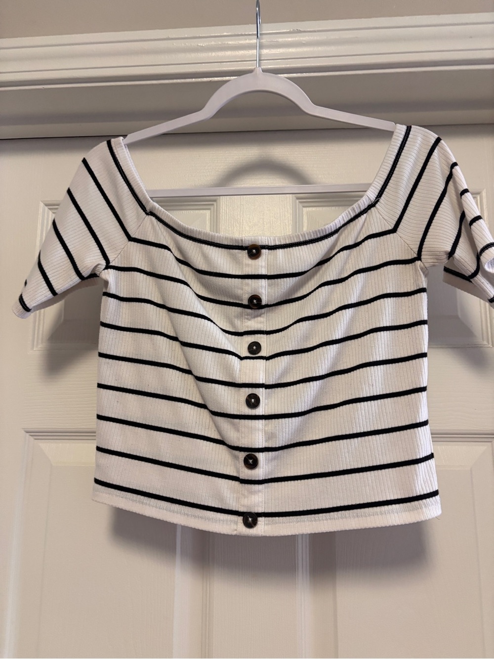 Express Striped Off-Shoulder Button-Front Cropped